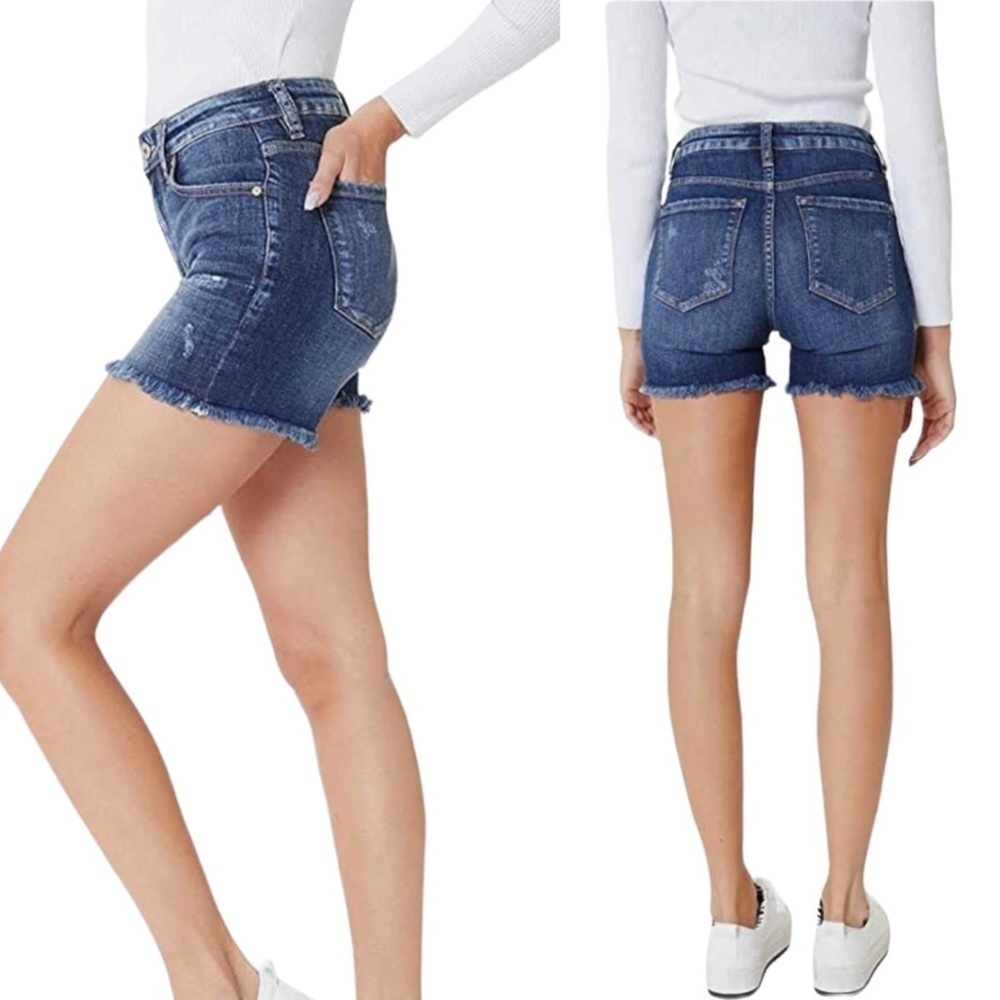 𝅺Kancan High Rise Frayed Hem Denim Shorts NWT